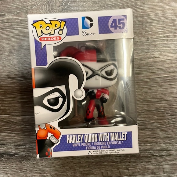 Funko Pop Harley Quinn with Mallet